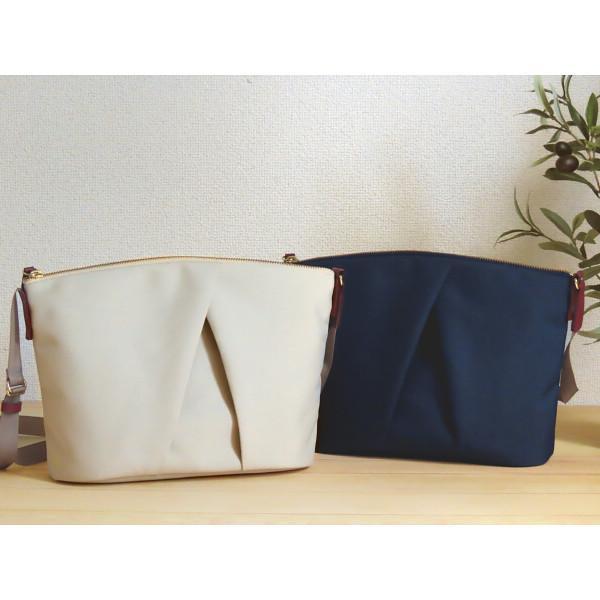 シャキッと軽量ショルダーバッグ(再生生地使用) ネイビー
