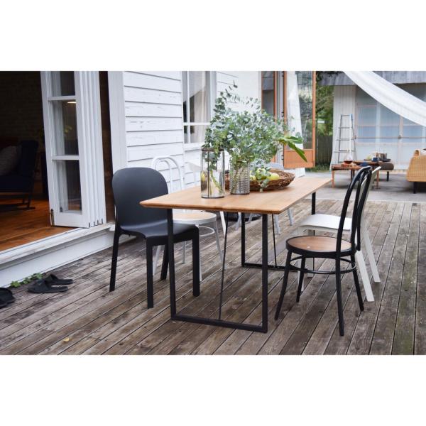 【送料無料】チェア：スタッキング可 ブラック 黒