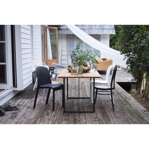 【送料無料】チェア：スタッキング可 ブラック 黒