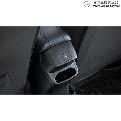 E13系ノート 22.後席用充電USBポート(2.4A) NOTE NISSAN