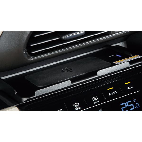 B45A系ルークス Qi対応ワイヤレス充電器 DUGU0 B4440-7NA50 ROOX NISSAN