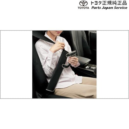 10系ＧＲヤリス シートベルトパッド(タイプ2) トヨタ GXPA16 MXPA12 10gryaris TOYOTA